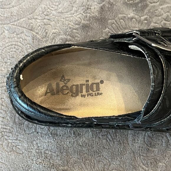 Alegria Black Platform Shoes with Embossed Design - Picture 7 of 12